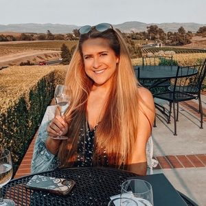 Meet your Posher, Leah